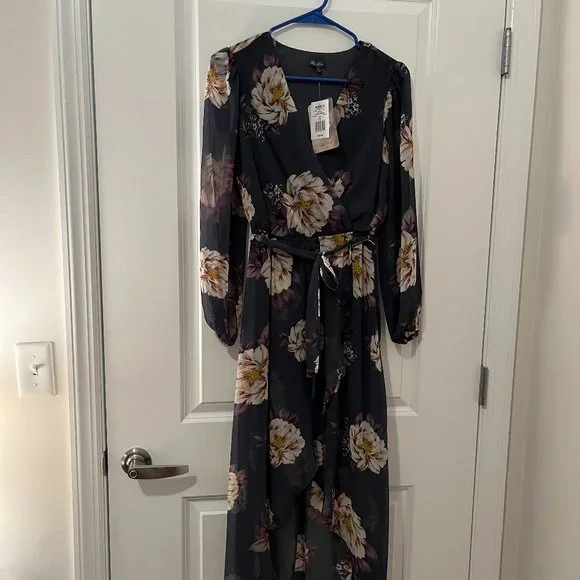 Lily Rose Dresses | Long Sleeve Flowy Asymmetrical Length Subdued Dark Bluecream Floral Dress Xs | Color: Blue/Cream | Size: Xs | Rungal's Closet Lily Rose Dresses | Long Sleeve Flowy Asymmetrical Length Subdued Dark Bluecream Floral Dress Xs | Color: Blue/Cream | Size: Xs | Rungal's Closet